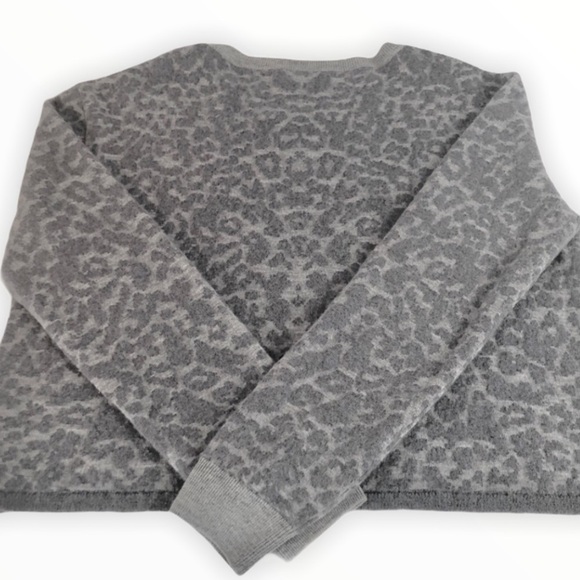 MCQ ALEXANDER MCQUEEN Leopard Mohair Sweater - Picture 7 of 9